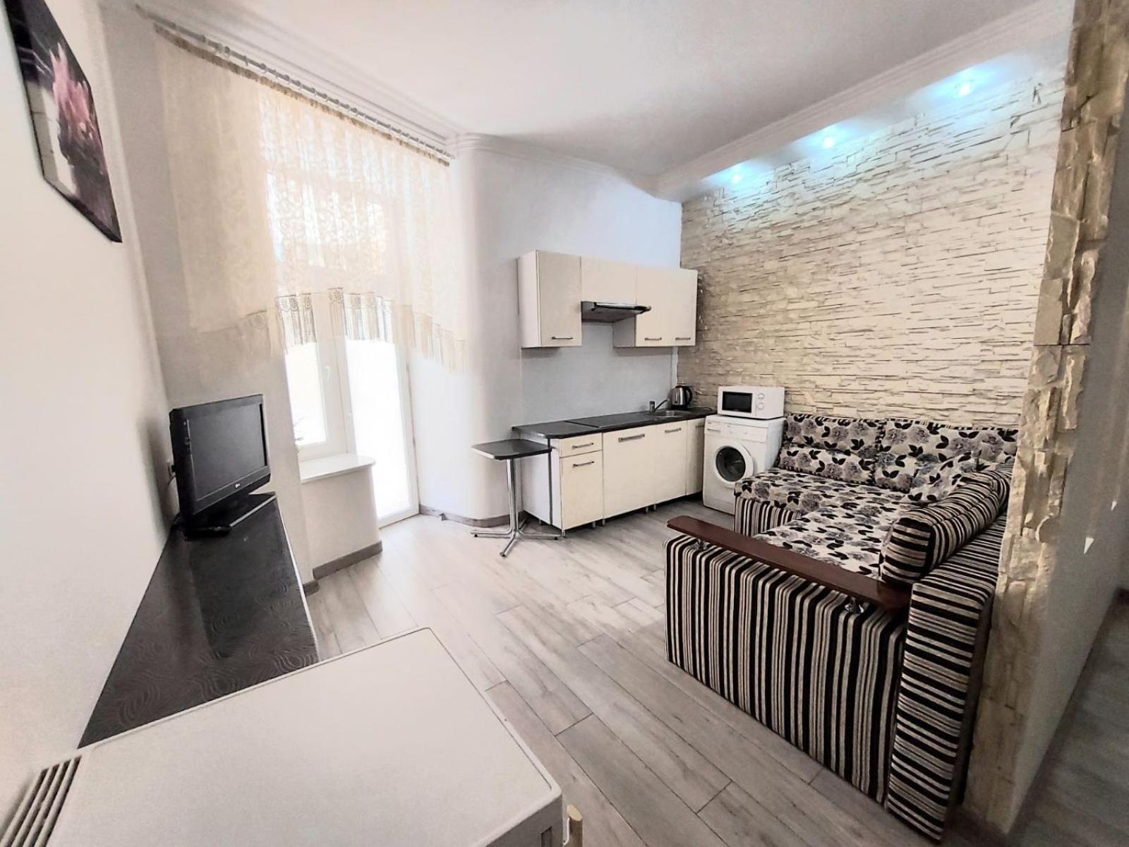 2 Rooms Central Anna Apartment Lviv Eksteriør billede
