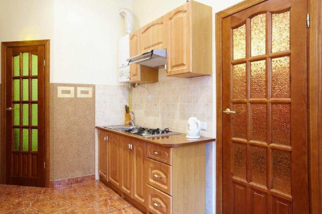 2 Rooms Central Anna Apartment Lviv Eksteriør billede